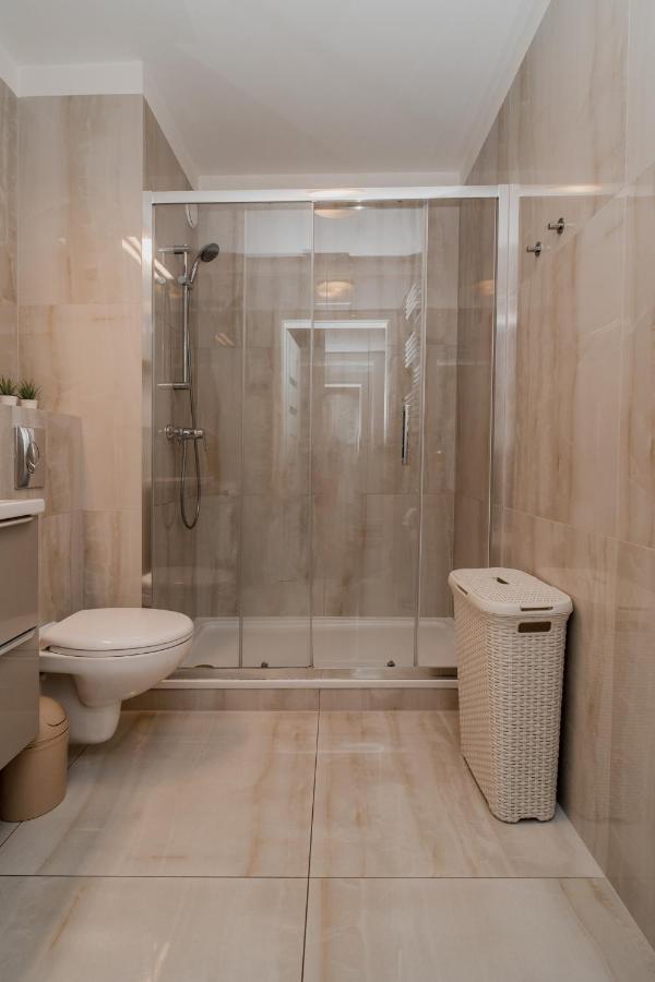 Totu Home Waterlane Island Apartments Danzica Esterno foto